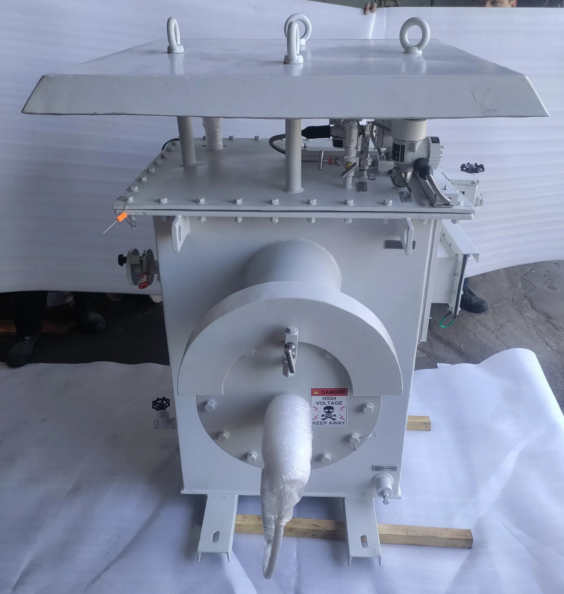 Desalter Transformer Image